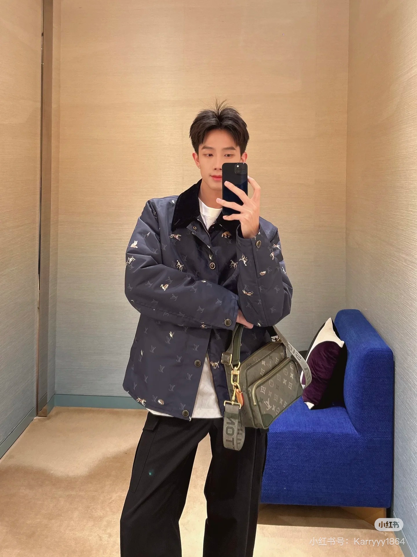 2026124173318564 270